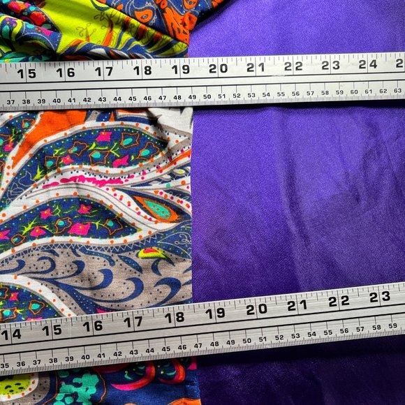 📌WinWin Great Color Combination Half Sleeves Tunic w/ Lace and Elastic Neckline - Picture 11 of 15